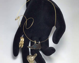 Lot 472: 14K & Sterling Oddities (14K/4+, STR/7+dwt)
