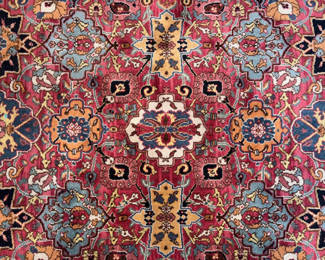 Lot 591: Williamsburg / Karastan Area Rug