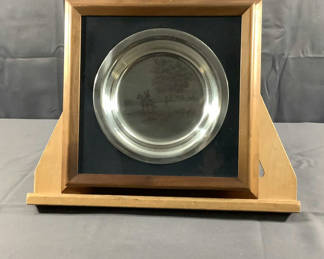 Lot 477: Franklin Mint 1974 / Wyeth "Riding to the Hunt" Sterling Collector Plate