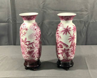 Lot 570: Vintage Chinese Export Raspberry Glaze
