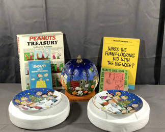Lot 528: Peanuts Books and Collectibles