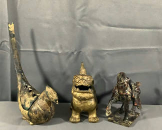 Lot 553: Vintage Asian Metal Decor