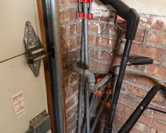 Pipe clamp