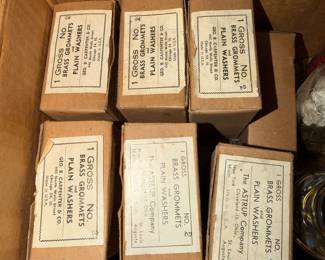 Brass gromets with plain washers Gross 144 pieces