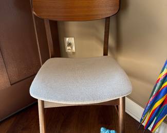 Set of 6 MCM-style DR chairs