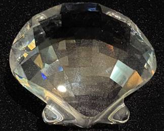 #S21 Clam Shell $25 Swarovski Box
