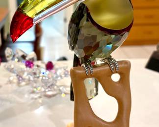 #S225 Toucan $1,000 Swarovski
