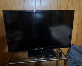 LG - 47 inch tv - Good condition 
