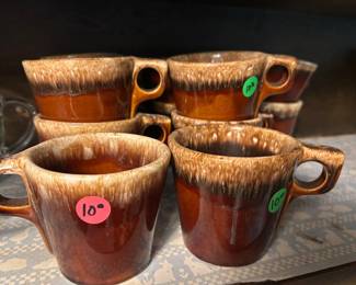  Vintage Hull Pottery 