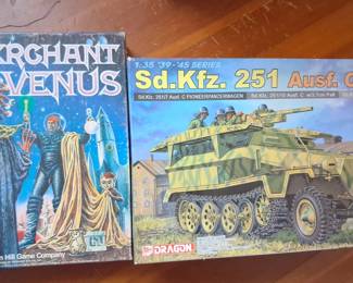 Vintage merchant of venus game and model