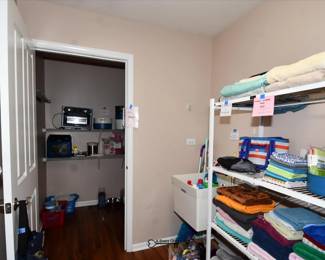 1020Laundry Room