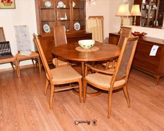 039Dining Room