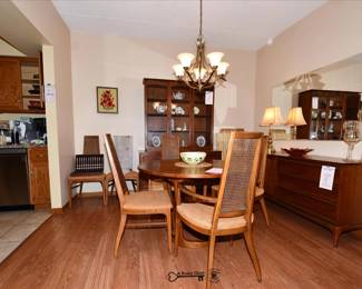 031Dining Room