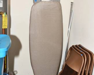 710Laundry Room
