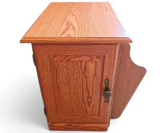 Oak End Table With Magazine Rack