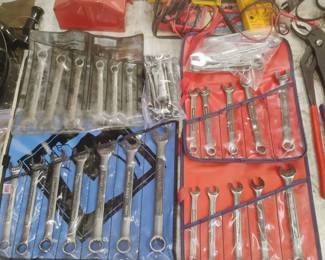 Craftsman ranch sets