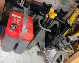Jack stands