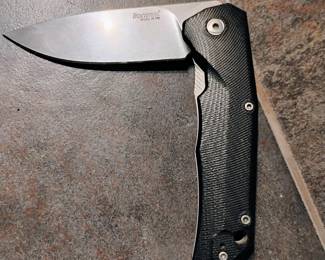 Lion steel knife
