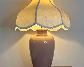 Vintage Mauve-Pink Ginger Jar Ceramic Table Lamp