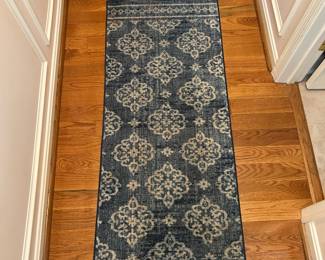 Mohawk Home "Organic Medallion" Navy Blue and Cream Accent Rug