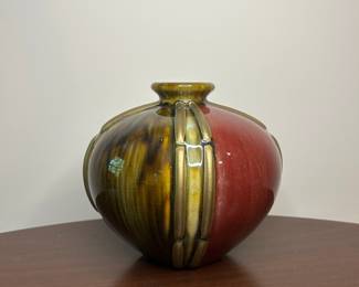 Pottery Vase with Ribbed Gold Accents