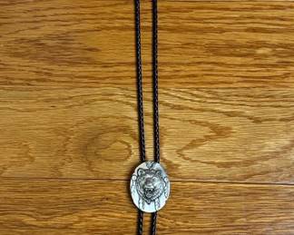 Bear Motif Bolo Tie