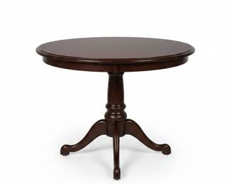Traditional Dark Wood Pedestal Dining Table