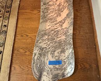 Hammered bread plate