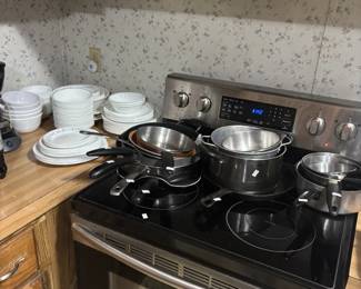 Cookware, pots, pans, dishes and kitchenware, large selection available
