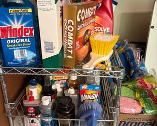 More items in laundry area