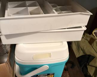 Small igloo ice chest, containers with dividers