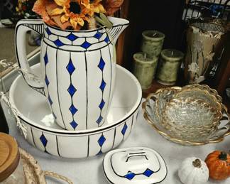 "As Is" 4 pcs. Art Deco wash basin and pitcher set