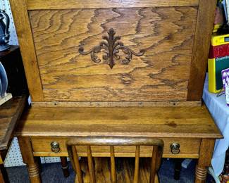 Antique oak plantation desk with chair