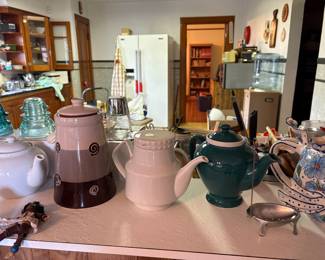 Vintage tea pots