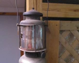 1920's Coleman Mod. LQ Quick-Lite Lantern