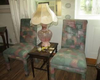 Vintage Victorian-style Table Lamp