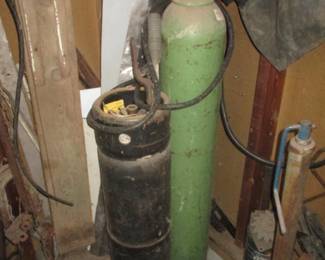 Oxygen /Acet Tanks