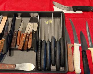Forschner 40535 by Victorinox 5" Curved  Skinning Knife / Chicago Cutlery / Knives