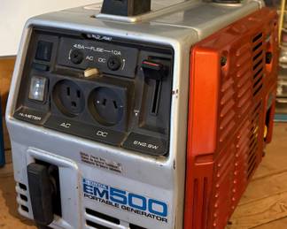 Honda EM500 Portable Generator / Camping 
