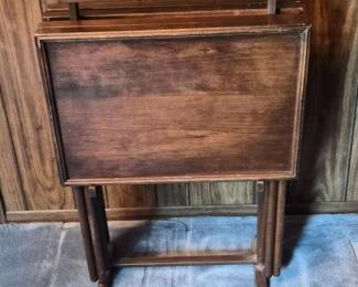 156 BluffCityVintageWoodTVTrayTableSetofFourStorageStand