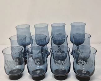 92 Setof12PfaltzgraffYorktowneBlueGlassTumblers