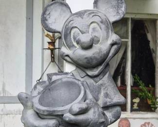 174 DisneyMickeyMouseBlackClayWallPlanter
