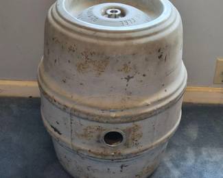16 OlympiaBrewingMetalBeerKegforDecor