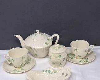 27 VintageBelleekShamrockTeaSetTeapotCupsSugarDishIreland