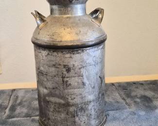 33 MetalMilkCanRusticFarmhouseDecorCountryCollectible