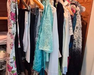 79 WomensFashionClothingBundlePetiteSmall