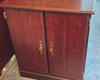 180 RollingOfficeCabinetMediaStandwithDoubleDoors