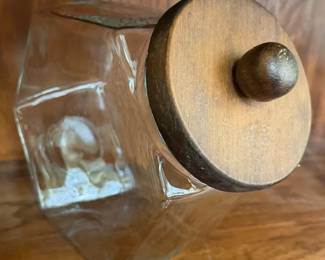 Vintage midcentury Libby tilted Cookie jar with wood lid