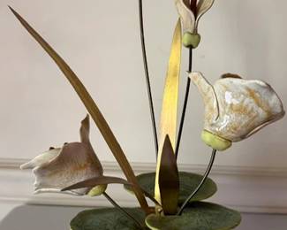 Vintage Winifred Cole of California floral sculpture