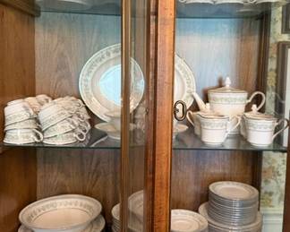 COMPLETE set of Noritake Lexine pattern china